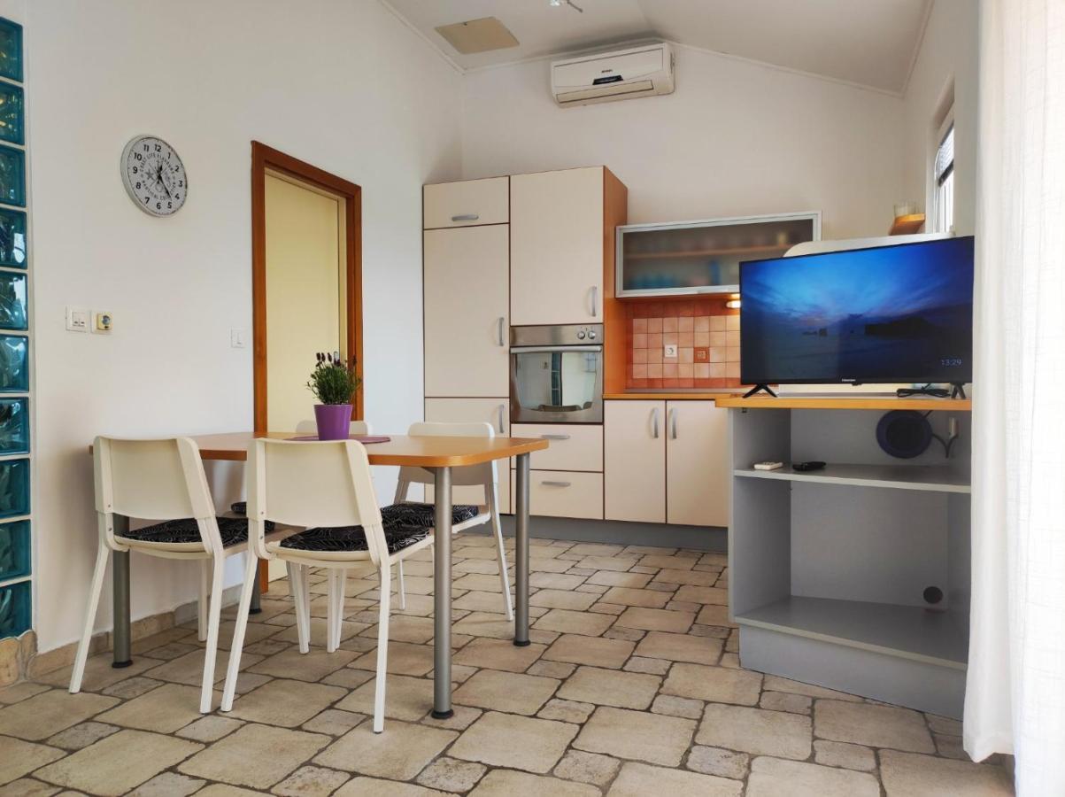 Lavanda Apartment Krk Town Exterior photo