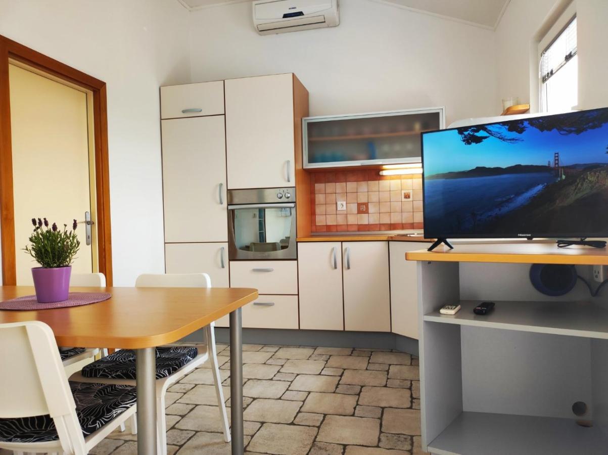 Lavanda Apartment Krk Town Exterior photo