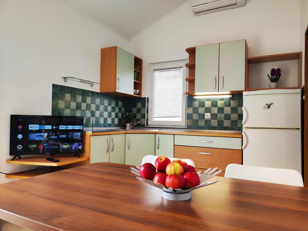 Lavanda Apartment Krk Town Exterior photo