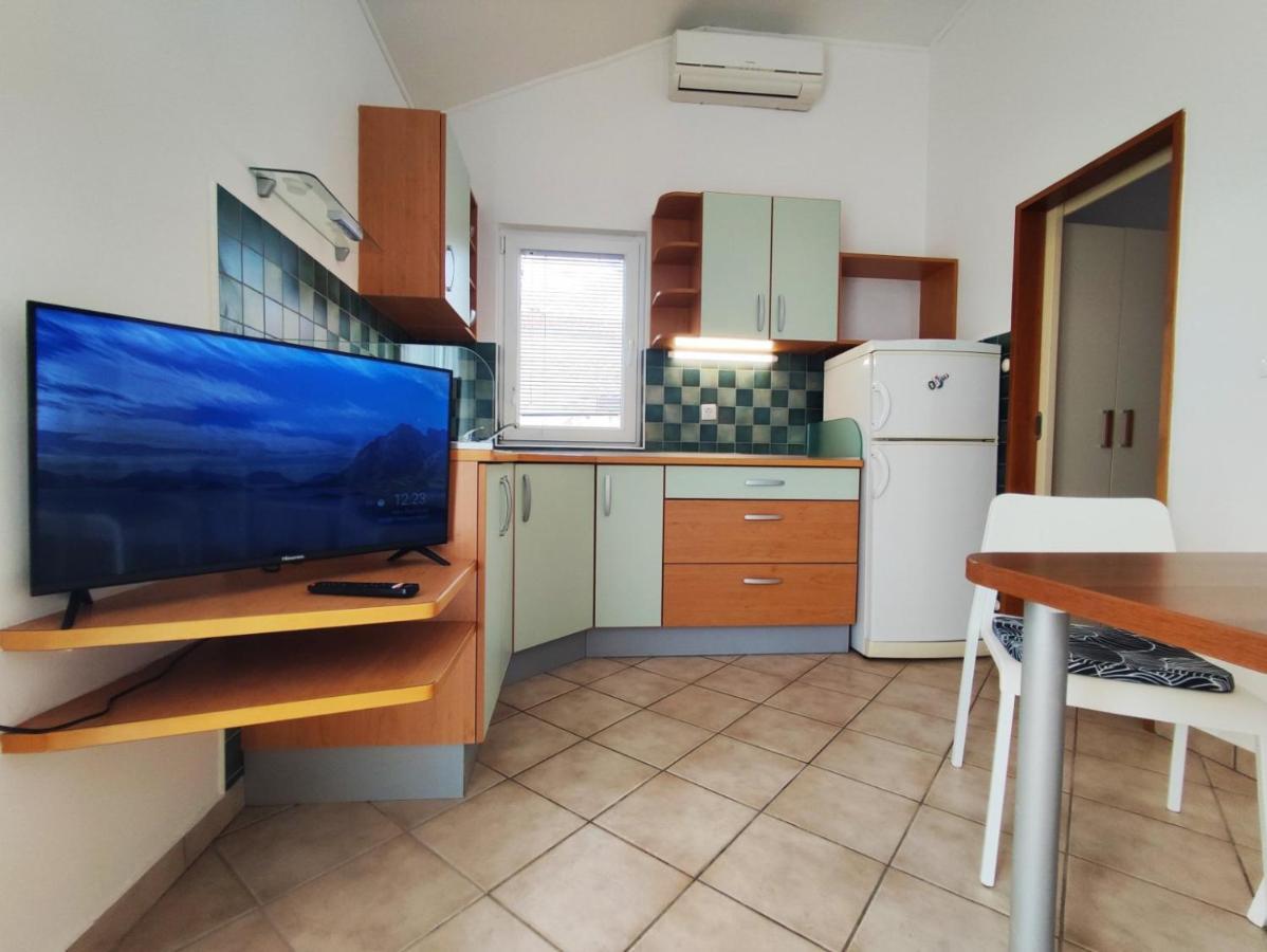 Lavanda Apartment Krk Town Exterior photo