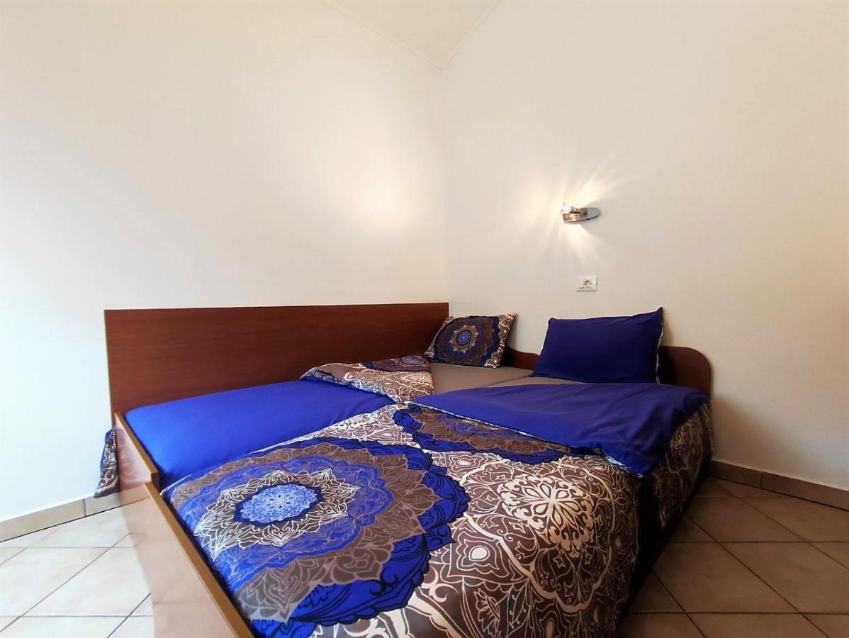 Lavanda Apartment Krk Town Exterior photo