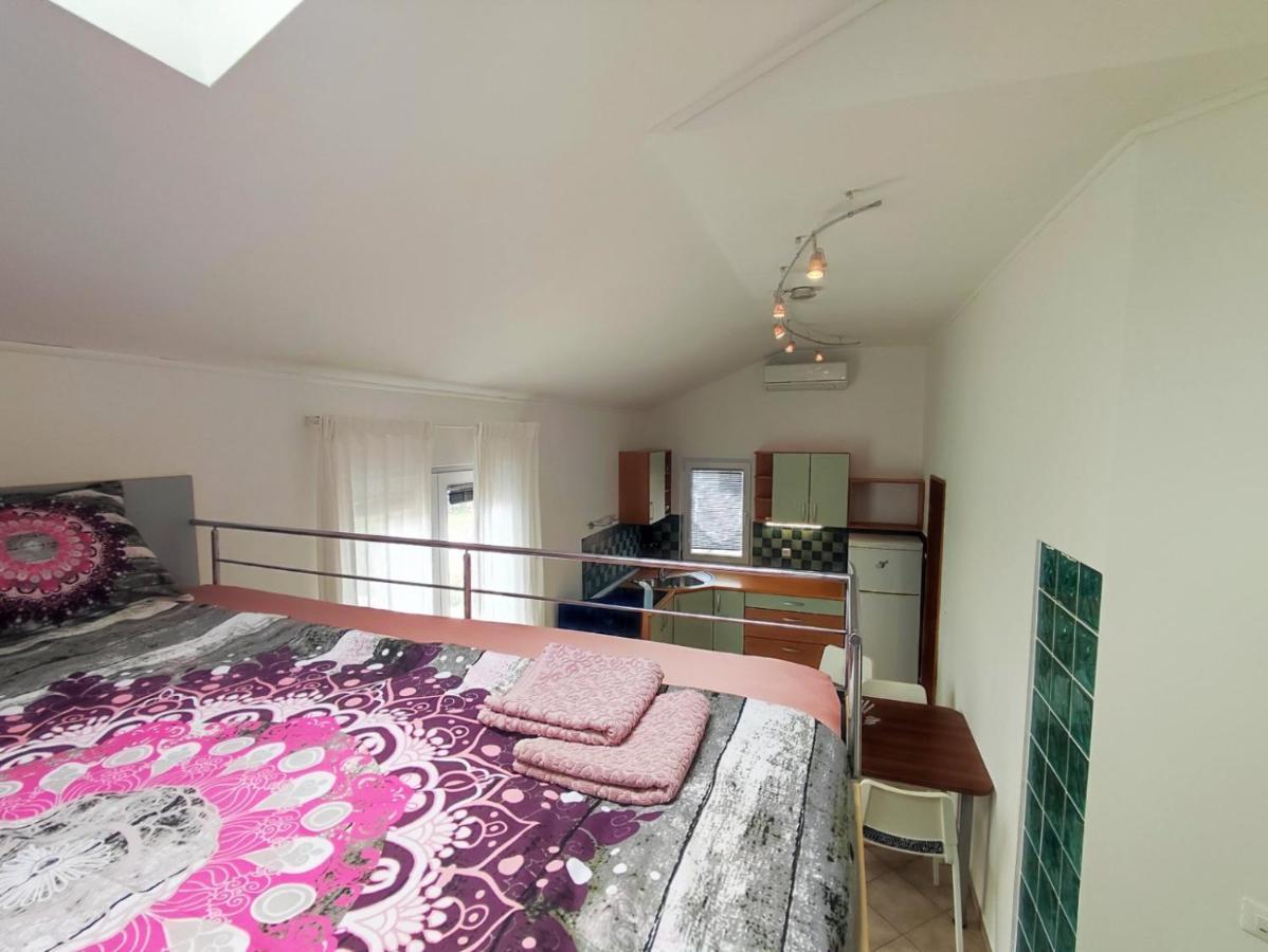 Lavanda Apartment Krk Town Exterior photo